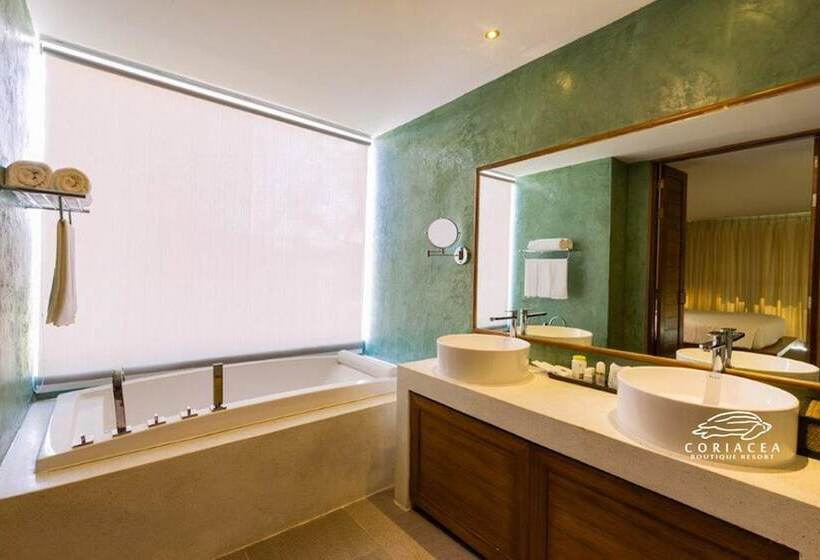 سوییت با چشم‌انداز دریا, Coriacea Beachfront Boutique Phuket Resort   Sha Plus