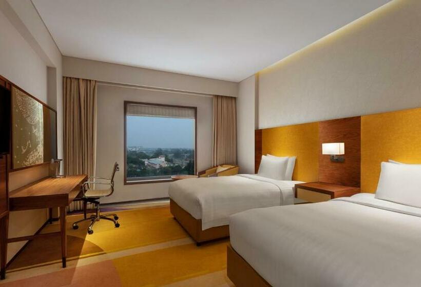 اتاق لوکس با چشم‌انداز باغ, Courtyard By Marriott Raipur