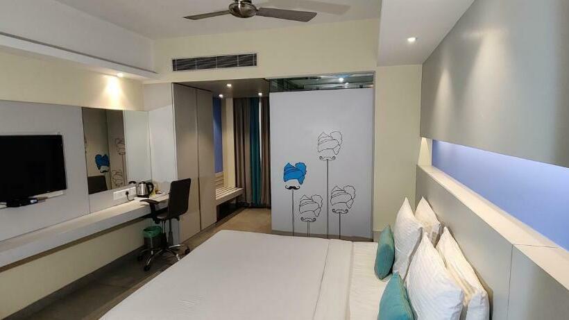 Номер Superior, Zibe Hyderabad By Grt Hotels