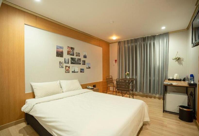 Номер Стандарт, Jeju Stay