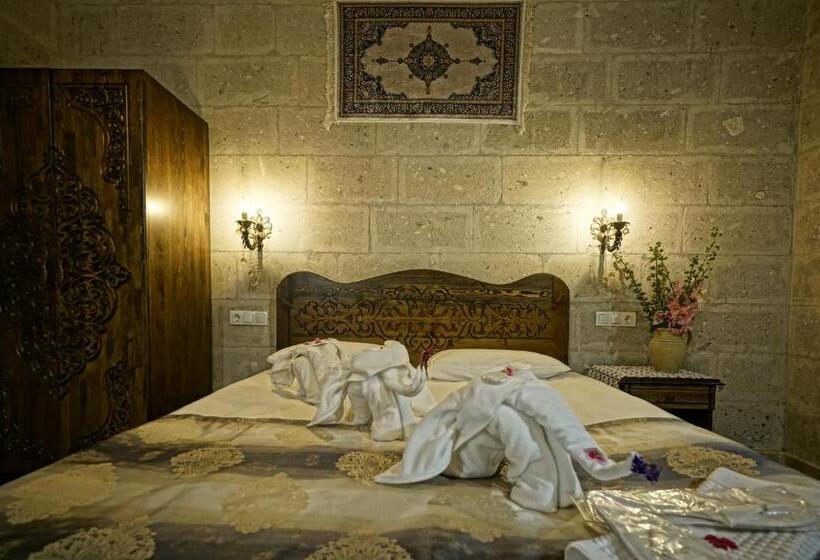 Трехместный Номер Стандарт с Видом, Goreme Valley Cave House