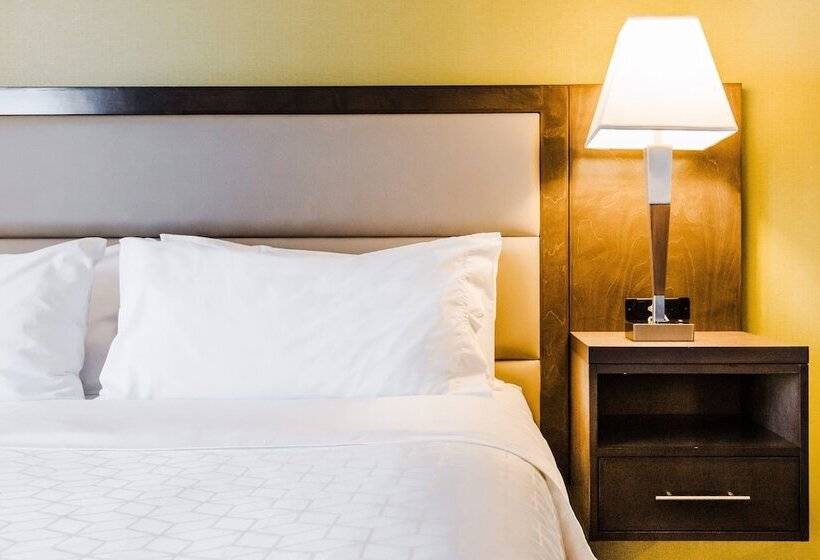 Студия Стандарт, Candlewood Suites West Edmonton   Mall Area, An Ihg