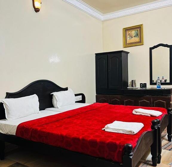 Номер Стандарт, Coorg Hilltown Hotel   Madikeri