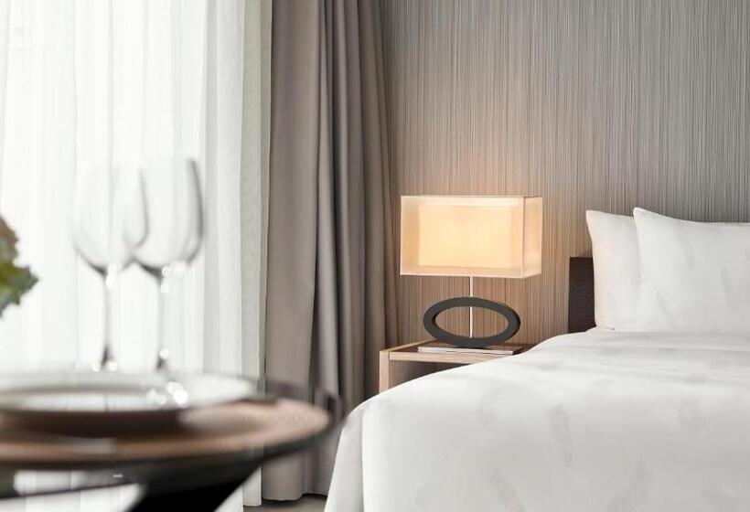 سوئیت با تخت بزرگ, Intercontinental Residences Nha Trang, An Ihg