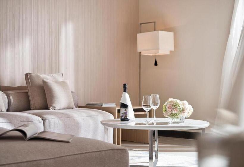 سوئیت 2 خوابه, Intercontinental Residences Nha Trang, An Ihg