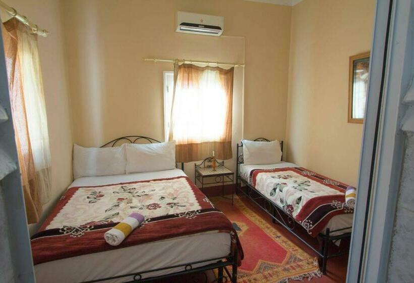 Номер Стандарт Трехместный, Riad Les Roches Todra