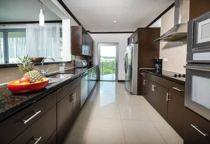 آپارتمان 4 خوابه, Best In Jaco Diamante Del Sol Condos