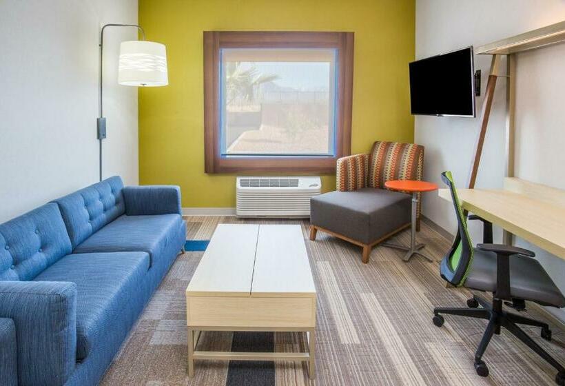 套房, Holiday Inn Express & Suites Pahrump, An Ihg