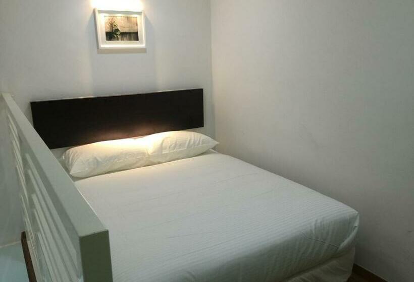 اتاق راحتی, Apple Inn