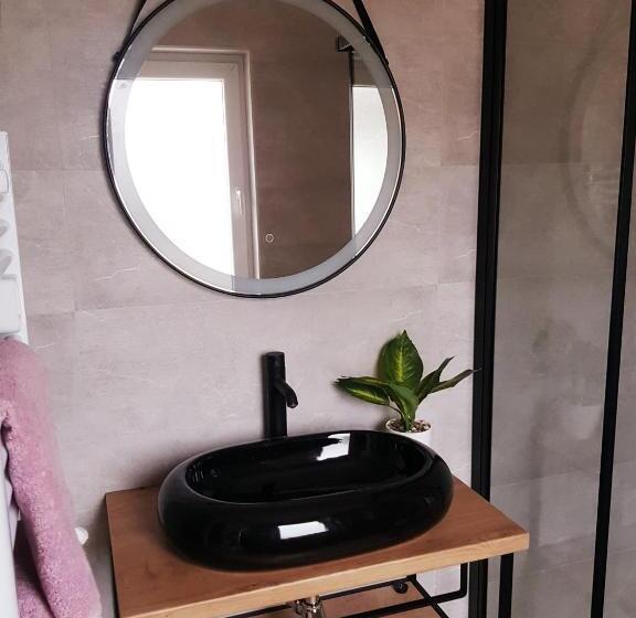 Comfort room with balcony, Boutique Villa Revelin