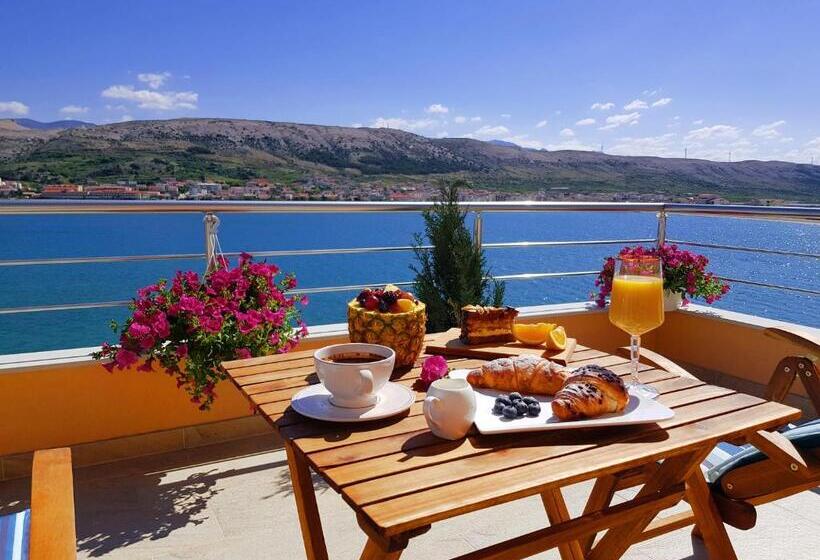 Deluxe Room Sea View, Boutique Villa Revelin