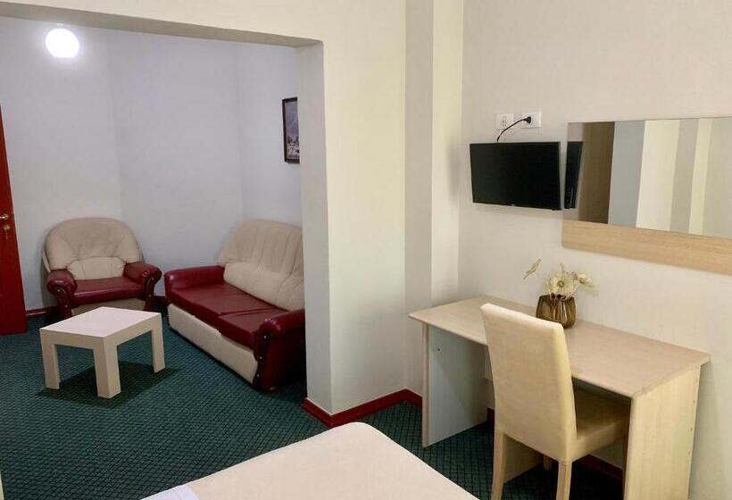 스탠다드 룸 공원 전망, Kriva Resort