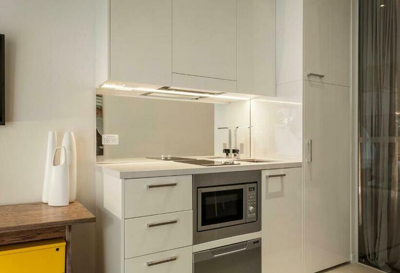 Студия Стандарт, Quest Frankston On The Bay