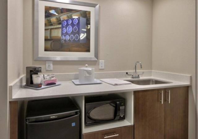 Люкс Deluxe Кровать Кинг, Hampton Inn & Suites Artesia