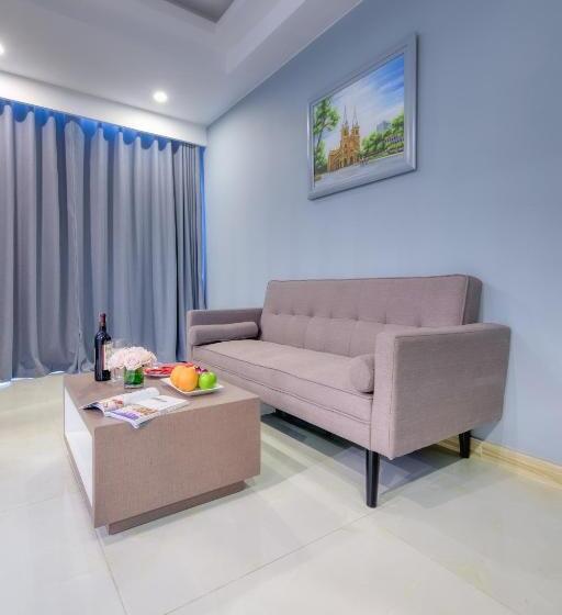 سوییت جونیور با چشم‌انداز استخر, Ocean Pearl Hotel Phu Quoc