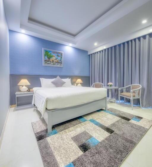سوییت جونیور با چشم‌انداز استخر, Ocean Pearl Hotel Phu Quoc