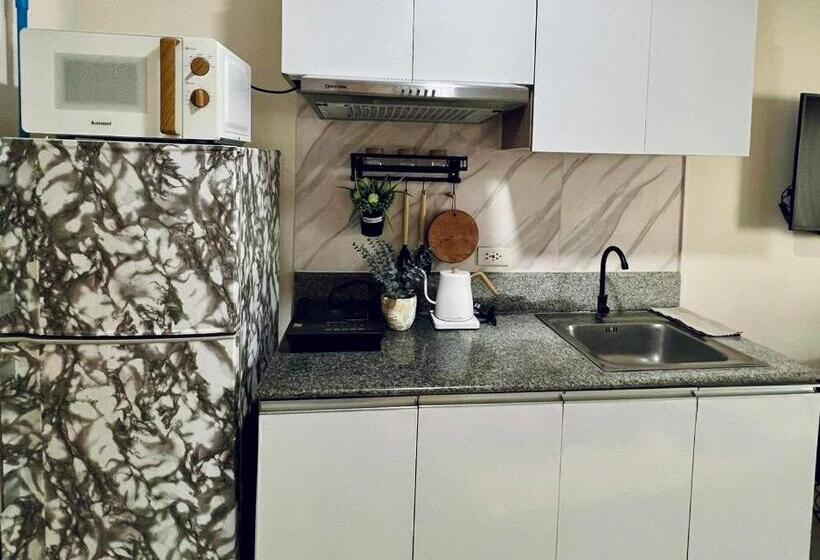 Студио Стандарт с Балконом, Inspiria Abreeza Davao