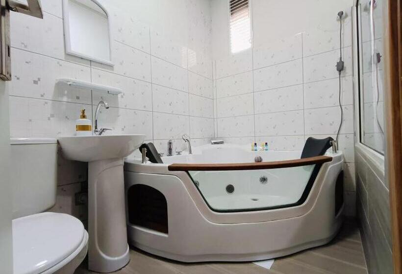 Стандартный Номер Кровать Кинг, Grond Konaklama Mersin