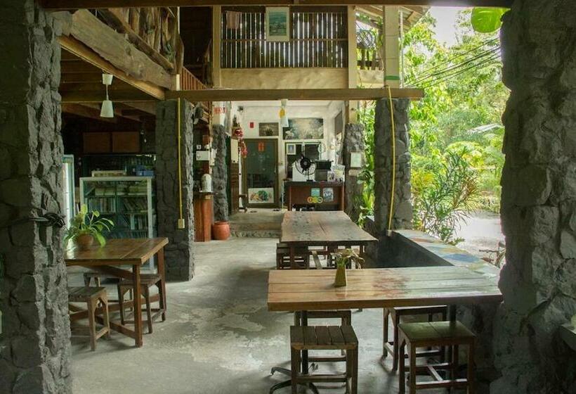 کابین, Coconut Garden Bungalow โคโคนัท การ์เด้น บังกะโล