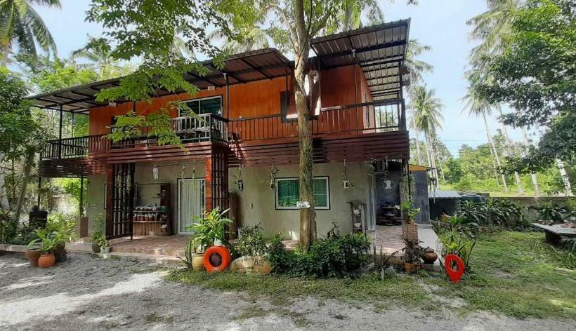 اتاق سوپریور با تخت بزرگ, Coconut Garden Bungalow โคโคนัท การ์เด้น บังกะโล