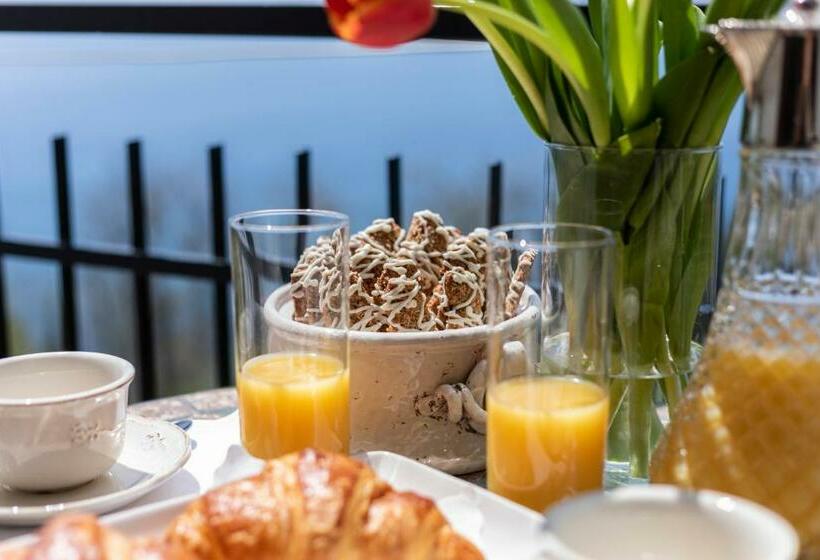 اتاق اکونومی, Agriturismo Punta San Lazzaro