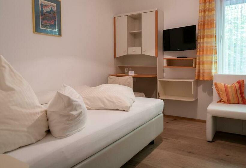 Номер Стандарт Индивидуальный, Wellnesshotel Sonnenhalde Tonbach