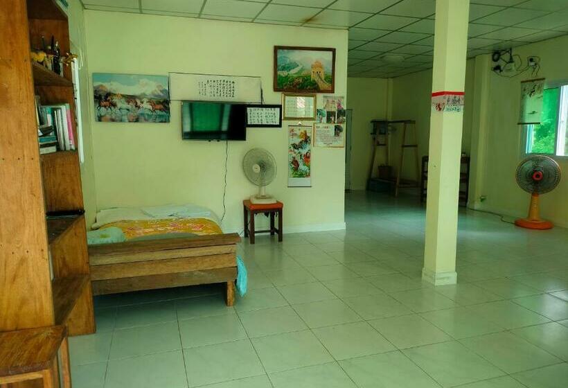 Семейное Бунгало, Baan Namthip Homestay Trang บ้านน้าทิพย์ โฮมสเตย์ตรัง