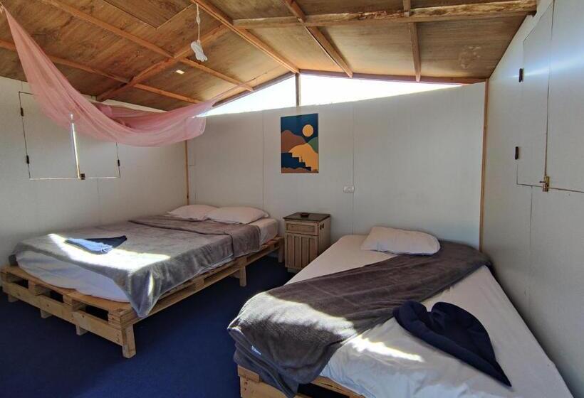 اتاق ساده سه‌ نفره, New Droub Camp