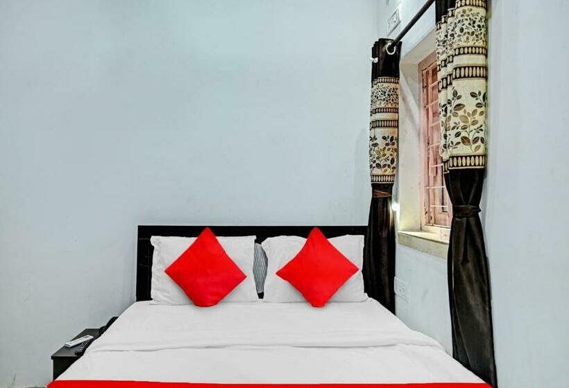 חדר קלאסי לשלושה, Oyo Flagship 81208 Laxmi Guest House Jadavpur