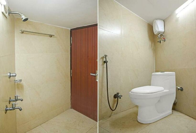 חדר קלאסי לשלושה, Oyo Flagship 81208 Laxmi Guest House Jadavpur