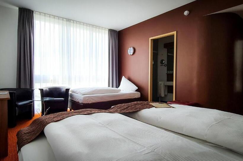Трехместный Номер Классика, Lagovida Das Ferienresort Am Störmthaler See