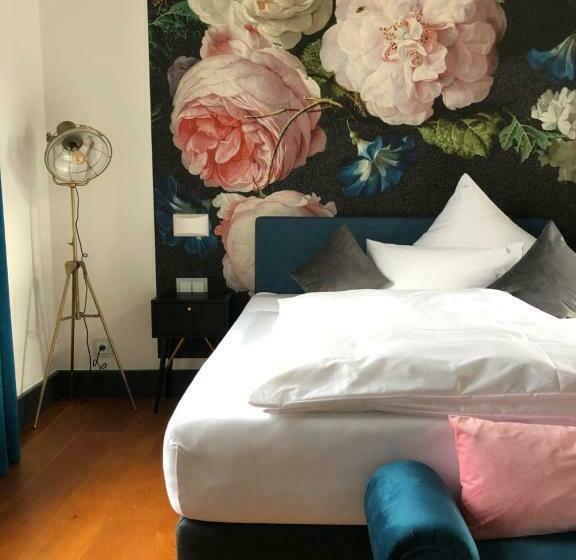 디럭스 룸, Palace St. George