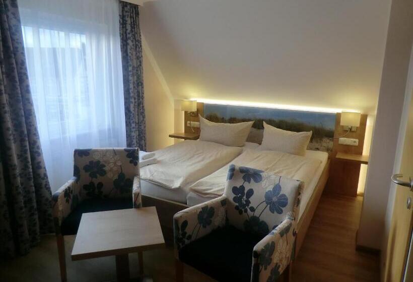 Номер Стандарт, Pension Am Hafen