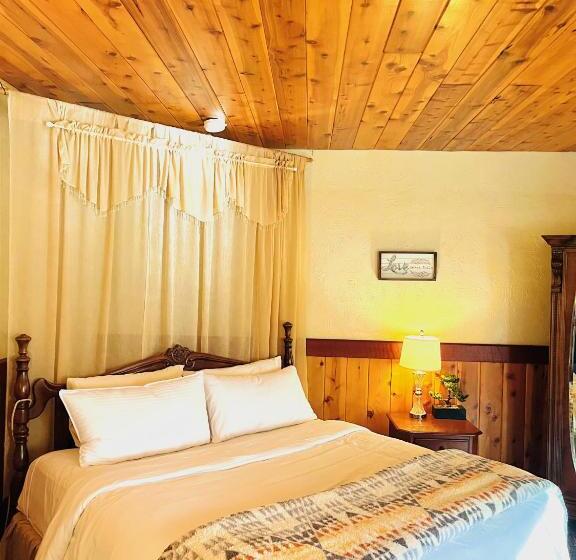 اتاق استاندارد با تخت بزرگ, The Lindsay Lodge
