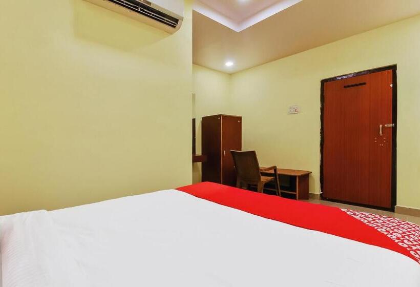 Трехместный Номер Классика, Oyo Home 37838 Bahavni Residency