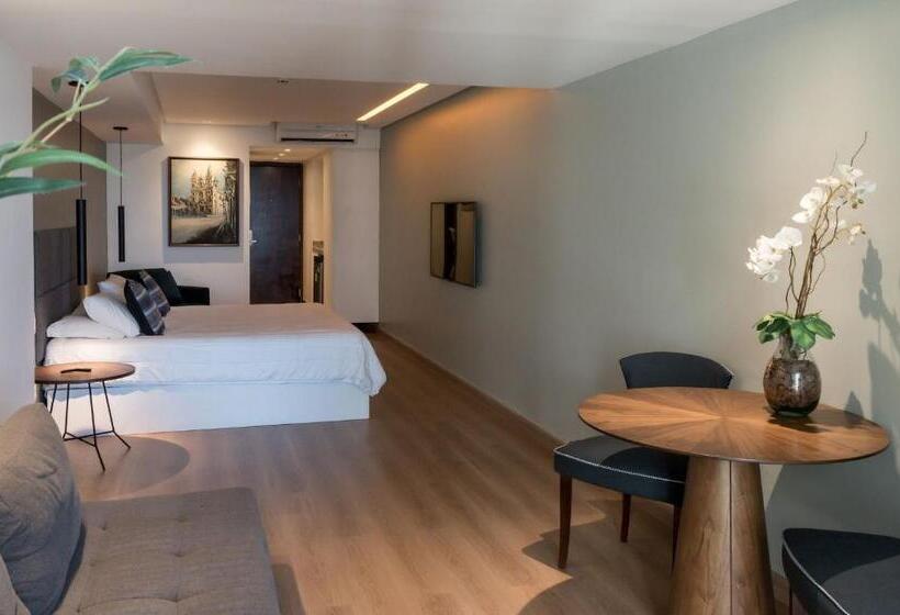 Апартаменты Deluxe 1 Спальня, Hy Apartments & Hotels