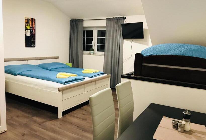 Номер Стандарт с Террасой, Apartmány & Vinařství Káňa