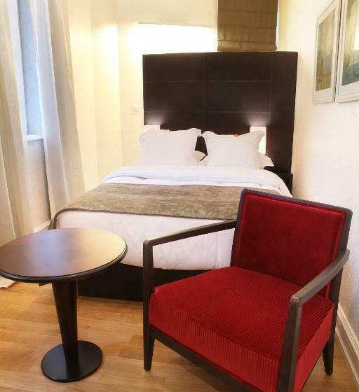 اتاق استاندارد یک نفره, Logis Hôtel Ettenheim