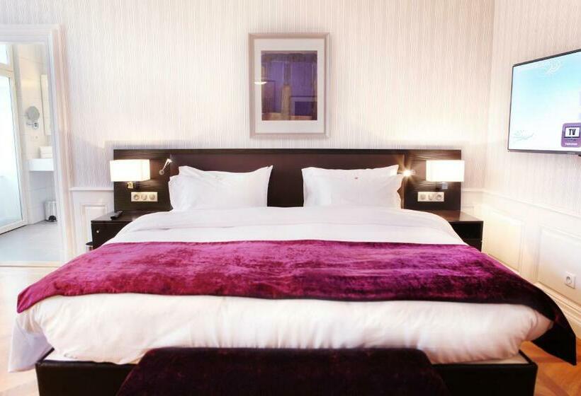 اتاق لوکس, Logis Hôtel Ettenheim
