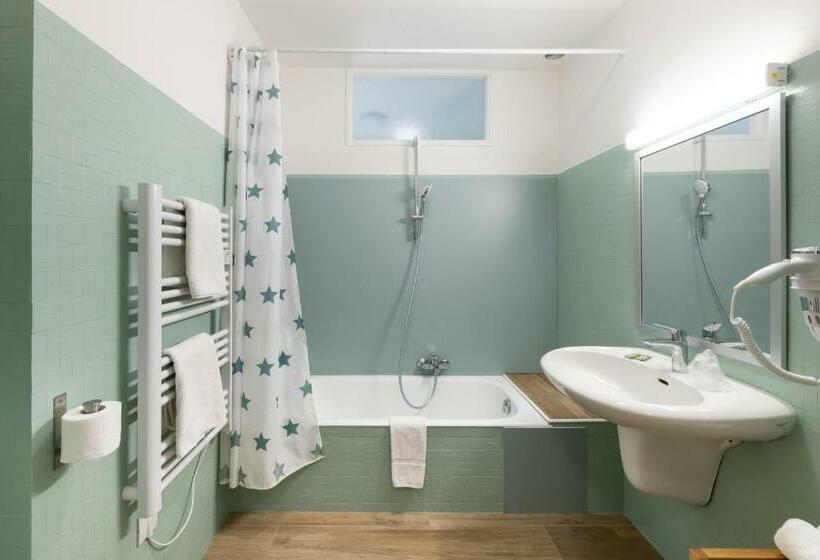 스탠다드 룸, Hôtel & Studios Astor