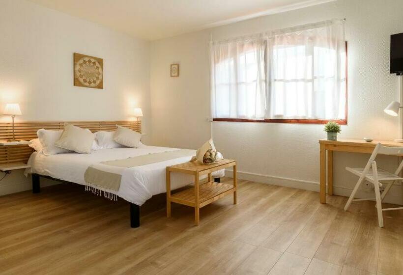 스탠다드 룸, Hôtel & Studios Astor