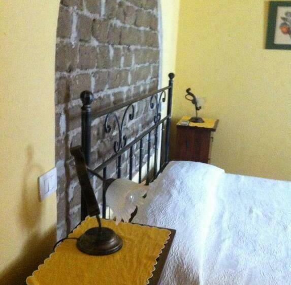اتاق استاندارد سه نفره, Agriturismo Il Giglio