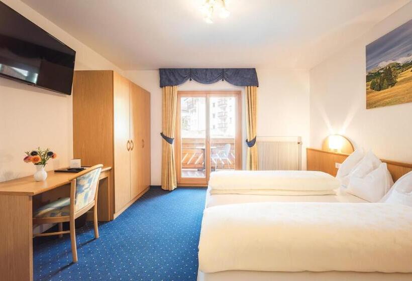 Quarto Estandar com Sacada, Bischofhof   Bistro Jasmin