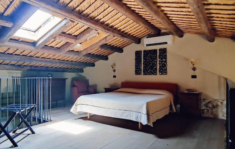 اتاق استاندارد, Palazzo Gambuzza