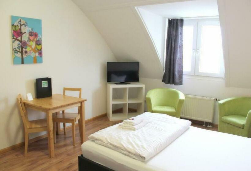 اتاق استاندارد, Stayinn Hostel Und Gastehaus
