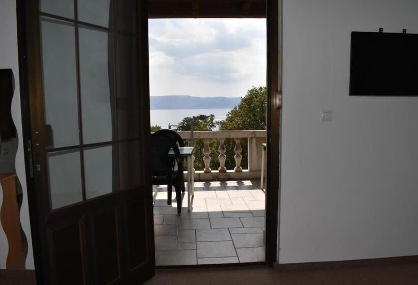 Triple Room Sea View, Ruža