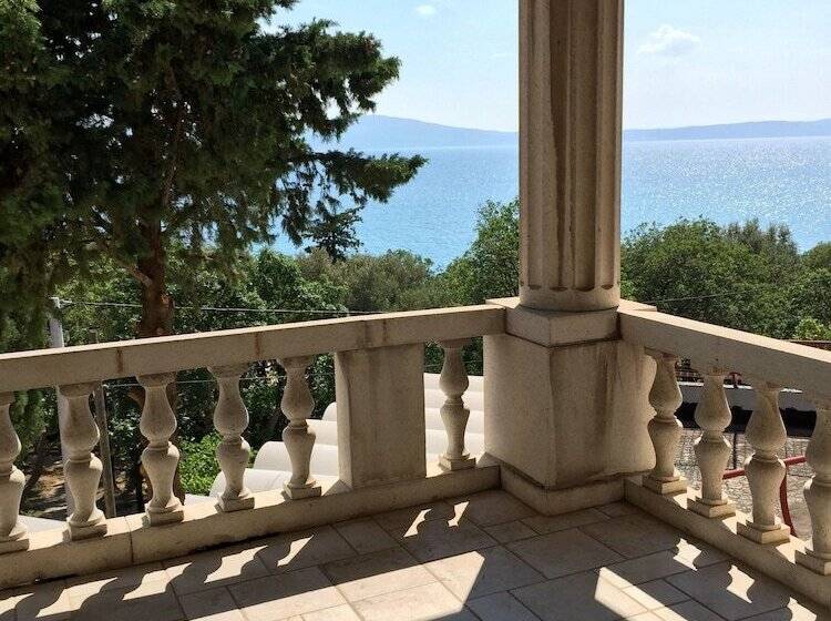 Triple Room Sea View, Ruža