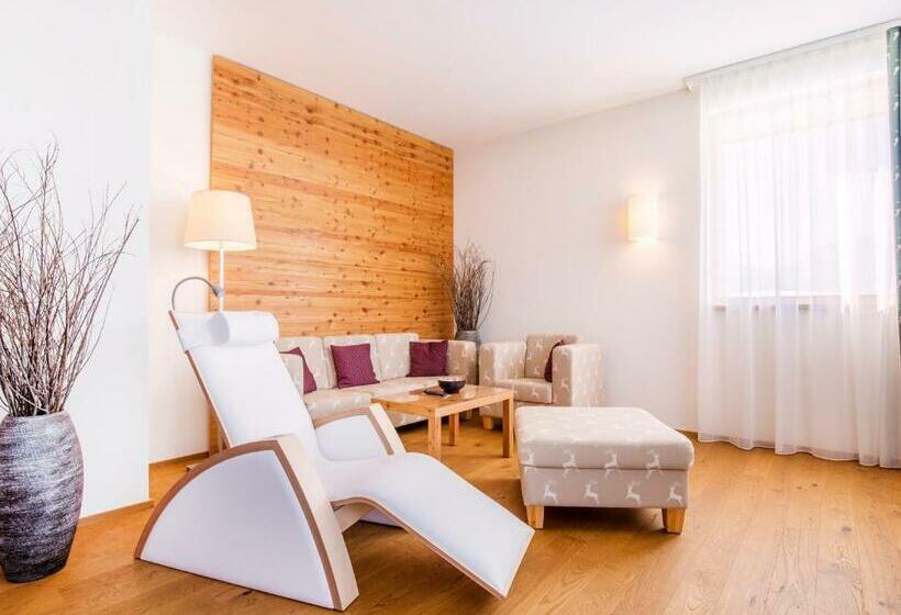 Люкс Сеньор, Narzissen Vital Resort Bad Aussee
