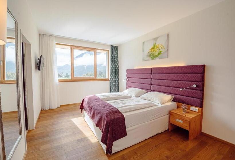 Люкс 2 Спальни, Narzissen Vital Resort Bad Aussee