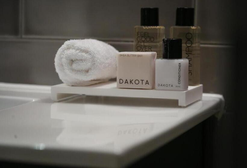 חדר סטנדרט עם מיטת קינג, Dakota Glasgow